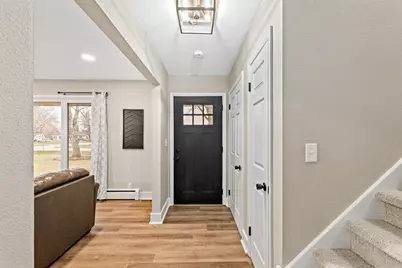 N85W12940  Renee Dr, Menomonee Falls, WI 53051 - Photo 15