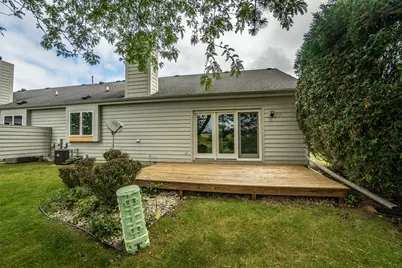 W179N9765  Riversbend Cir, Germantown, WI 53022 - Photo 23