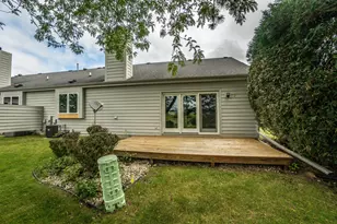 W179N9765 Riversbend Circle, Germantown, WI 53022 - Photo 23