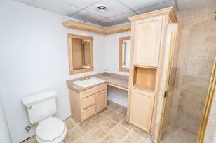 W179N9765 Riversbend Circle, Germantown, WI 53022 - Photo 19