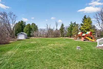 539  Beechwood Dr, Cedarburg, WI 53012 - Photo 23