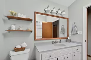 539 Beechwood Dr, Cedarburg, WI 53012 - Photo 7