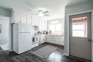 5439 S Egofske Rd, New Berlin, WI 53146 - Photo 21