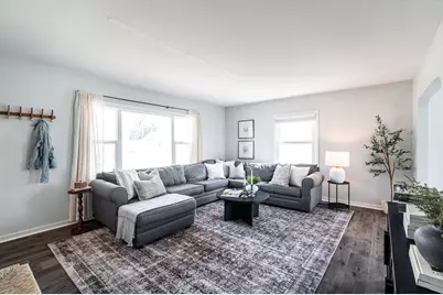 5439 S Egofske Rd, New Berlin, WI 53146 - Photo 3