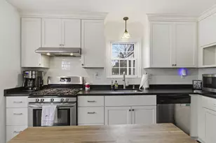 6711 W Howard Ave, Milwaukee, WI 53220 - Photo 15