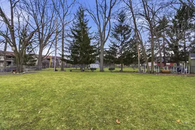 6711 W Howard Ave, Milwaukee, WI 53220 - Photo 45