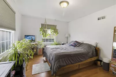 6711 W Howard Ave, Milwaukee, WI 53220 - Photo 9