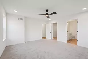 W149N11973 Red Holly Dr, Germantown, WI 53022 - Photo 21