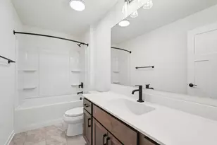 W149N11973 Red Holly Dr, Germantown, WI 53022 - Photo 29