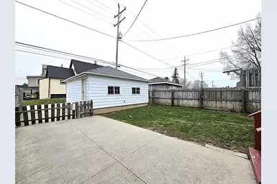 5207 S Lake Dr, Cudahy, WI 53110 - Photo 41