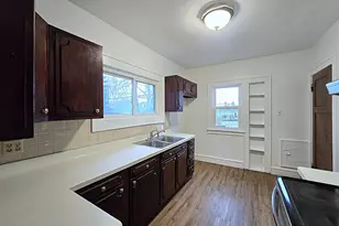 5207 S Lake Dr, Cudahy, WI 53110 - Photo 5