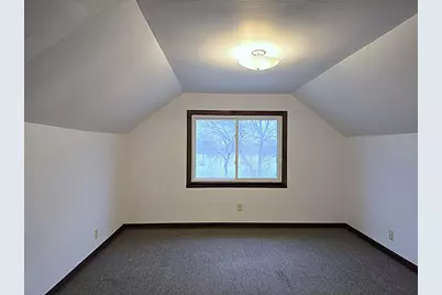 5207 S Lake Dr, Cudahy, WI 53110 - Photo 17