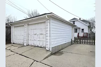 5207 S Lake Dr, Cudahy, WI 53110 - Photo 37