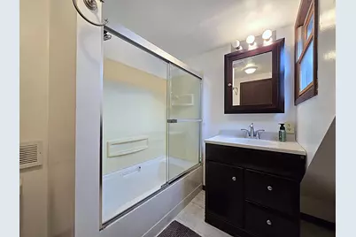 5207 S Lake Dr, Cudahy, WI 53110 - Photo 25