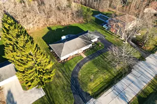 12437 N Emily Ln, Mequon, WI 53092 - Photo 27