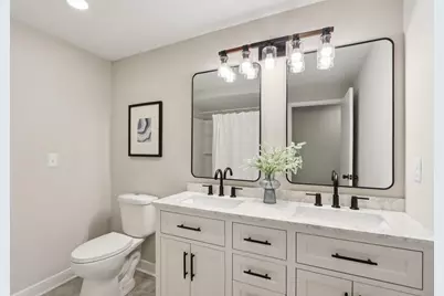 9936 N Concord Dr, Mequon, WI 53097 - Photo 35