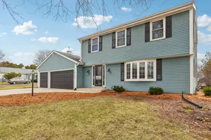 9936 N Concord Dr, Mequon, WI 53097 - Photo 3