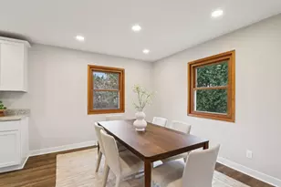 9936 N Concord Dr, Mequon, WI 53097 - Photo 11