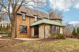 1618 Mountain Ave, Wauwatosa, WI 53213 - Photo 59