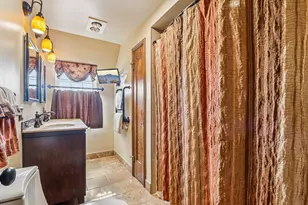 1618 Mountain Ave, Wauwatosa, WI 53213 - Photo 41