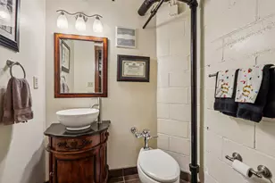 1618 Mountain Ave, Wauwatosa, WI 53213 - Photo 47