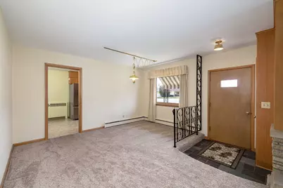 1119  Losey Blvd, La Crosse, WI 54601 - Photo 3