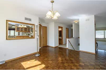 118  Harrogate Dr, Waukesha, WI 53188 - Photo 11