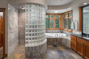 3031 Wild Rose Ln, Onalaska, WI 54650 - Photo 17