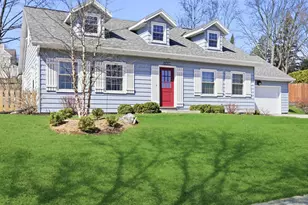 1028 S 7th Ave, West Bend, WI 53095 - Photo 1