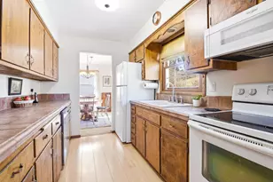 1028 S 7th Ave, West Bend, WI 53095 - Photo 5