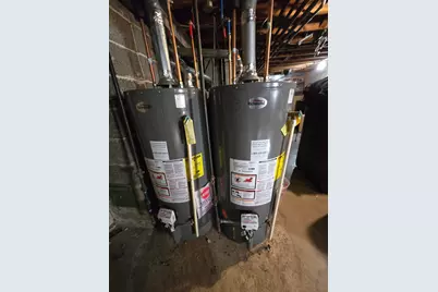 8239 W Oklahoma Ave, Milwaukee, WI 53219 - Photo 13