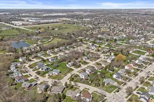 711 E Bridlewood Ln, Oak Creek, WI 53154 - Photo 45