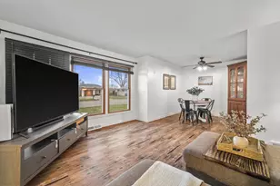 148 Echo Ln, Racine, WI 53406 - Photo 9