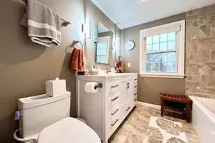 12558 N Woodland Dr, Mequon, WI 53092 - Photo 21