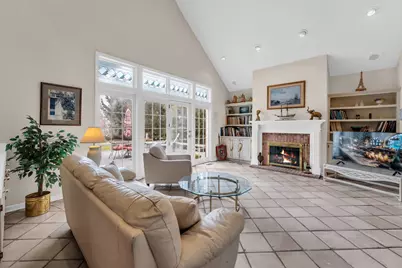 101  Lamplighter Ln, Racine, WI 53402 - Photo 17