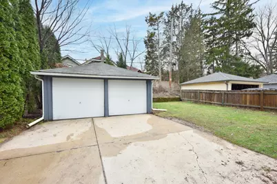 6633 W Lloyd St #35, Wauwatosa, WI 53213 - Photo 37