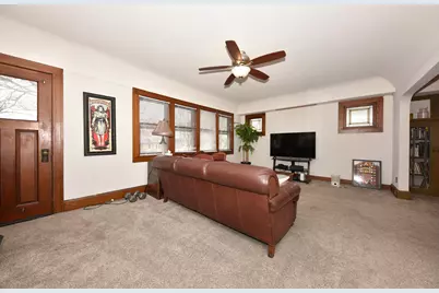 6633 W Lloyd St #35, Wauwatosa, WI 53213 - Photo 15