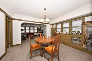 6633 W Lloyd St, Wauwatosa, WI 53213 - Photo 19