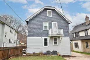 6633 W Lloyd St, Wauwatosa, WI 53213 - Photo 35