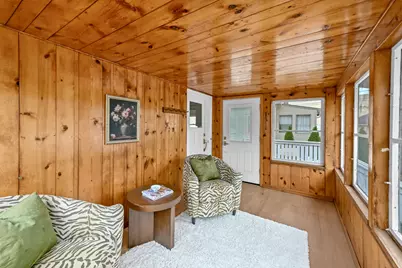 7031  St James St, Wauwatosa, WI 53213 - Photo 13