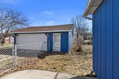 546  Sumner St, Genoa City, WI 53128 - Photo 25