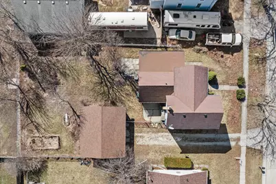 546  Sumner St, Genoa City, WI 53128 - Photo 27