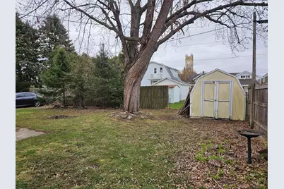 219  Emerald St, Watertown, WI 53098 - Photo 7