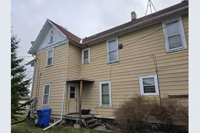 219  Emerald St, Watertown, WI 53098 - Photo 9