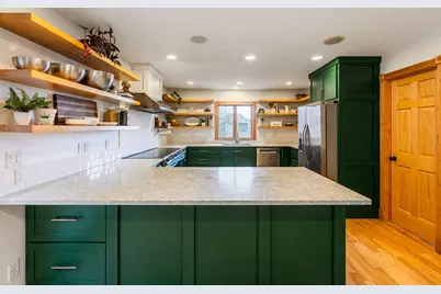 1705  Ohlsun Ct, La Crosse, WI 54601 - Photo 3