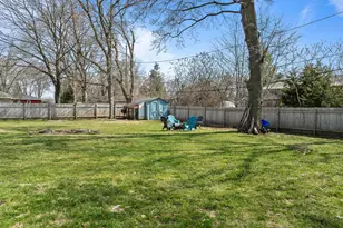 38927 89th St, Randall, WI 53105 - Photo 9