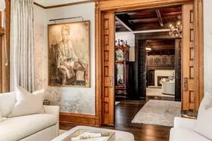 2006 E Lafayette Pl, Milwaukee, WI 53202 - Photo 9