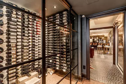 2006 E Lafayette Pl, Milwaukee, WI 53202 - Photo 33