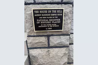 2006 E Lafayette Pl, Milwaukee, WI 53202 - Photo 43