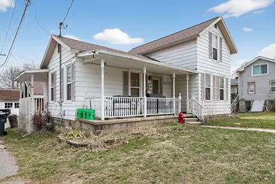 413  East St, Baraboo, WI 53913 - Photo 3